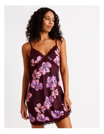 Plum Floral Print colour