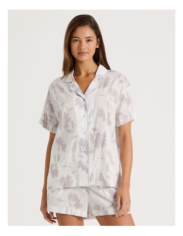 Shadow Floral White colour