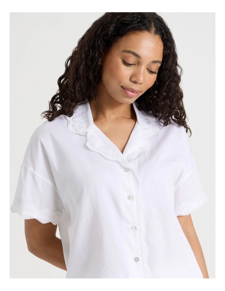 Pintuck Cotton Sateen & lace Trim Short Sleeve PJ Set in White image 3
