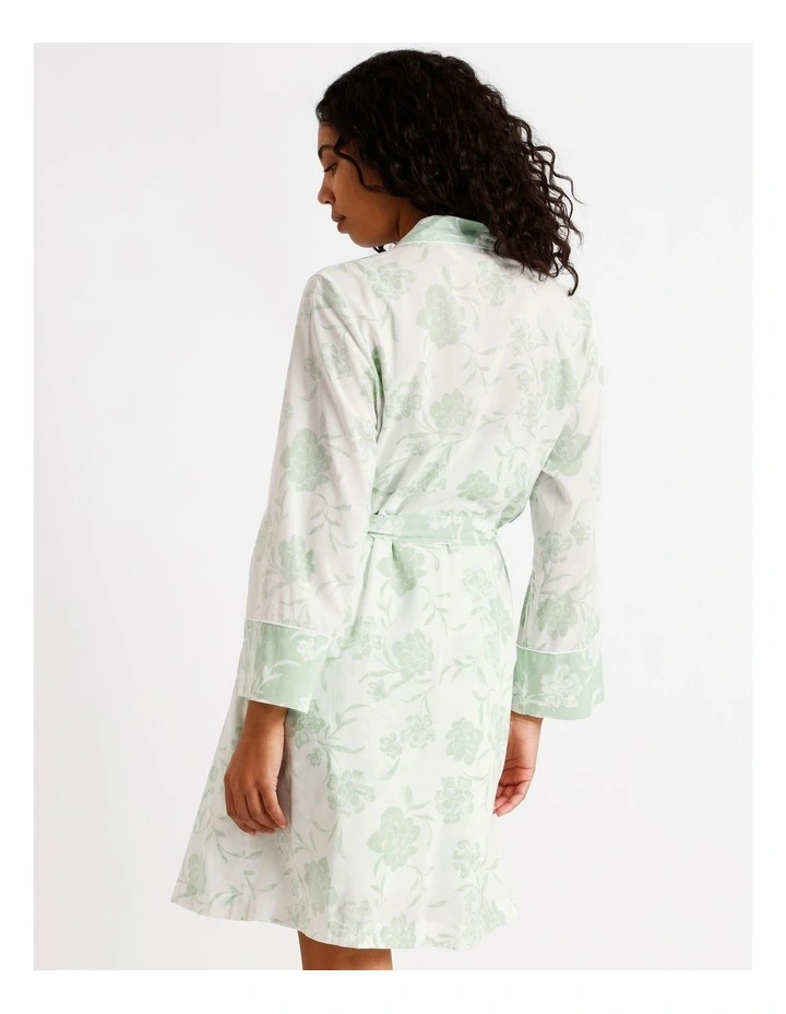 Serene Robe in Gardenial Floral image 6