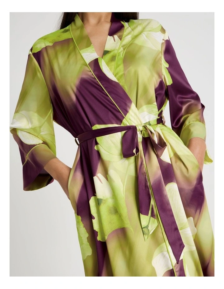 Luxe Satin Long Robe in Berry Floral Print image 7