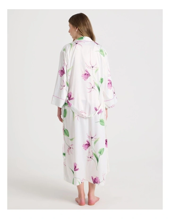 Luxe Satin Long Robe in Gardenia Floral Print image 6