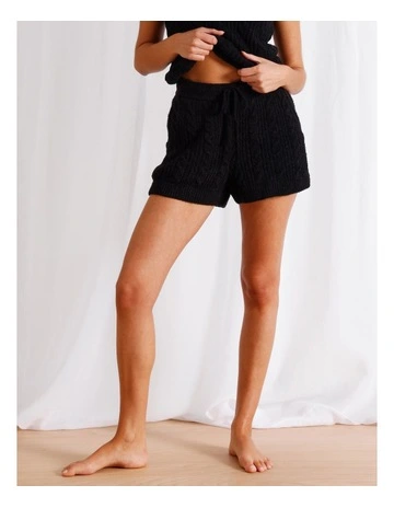 Cosy Cable Short in Black