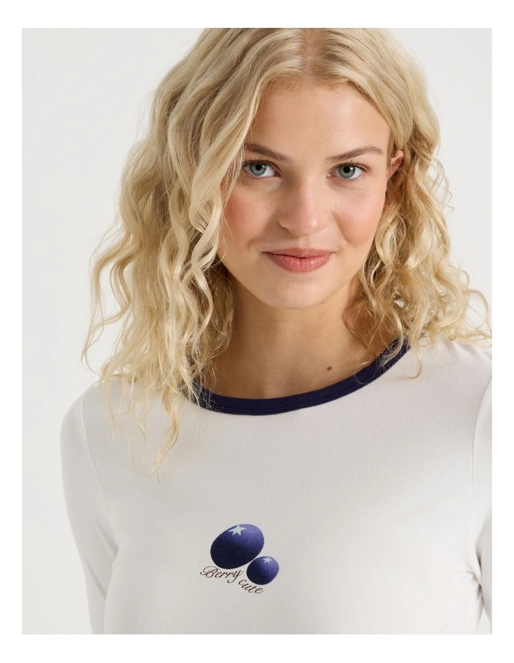 Lola Ruched Long Sleeve Baby Tee in Graphic Berry Cute image 4