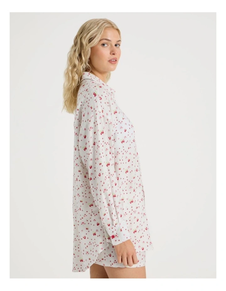 Lola Flannelette Boyfriend Shirt in Strawberry Fields Print image 7
