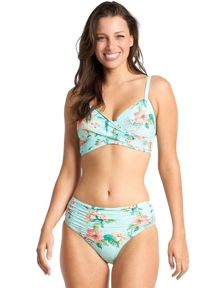 Chilio Twist Front Bralette in Mint image 1