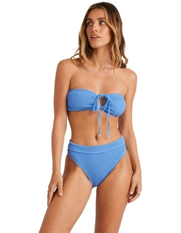 Summer High Medium Coverage Bikini Top in Blue
