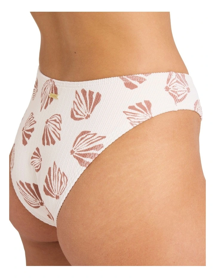 Sandy Shells Bondi Bikini Bottom in Salt Crystal image 4