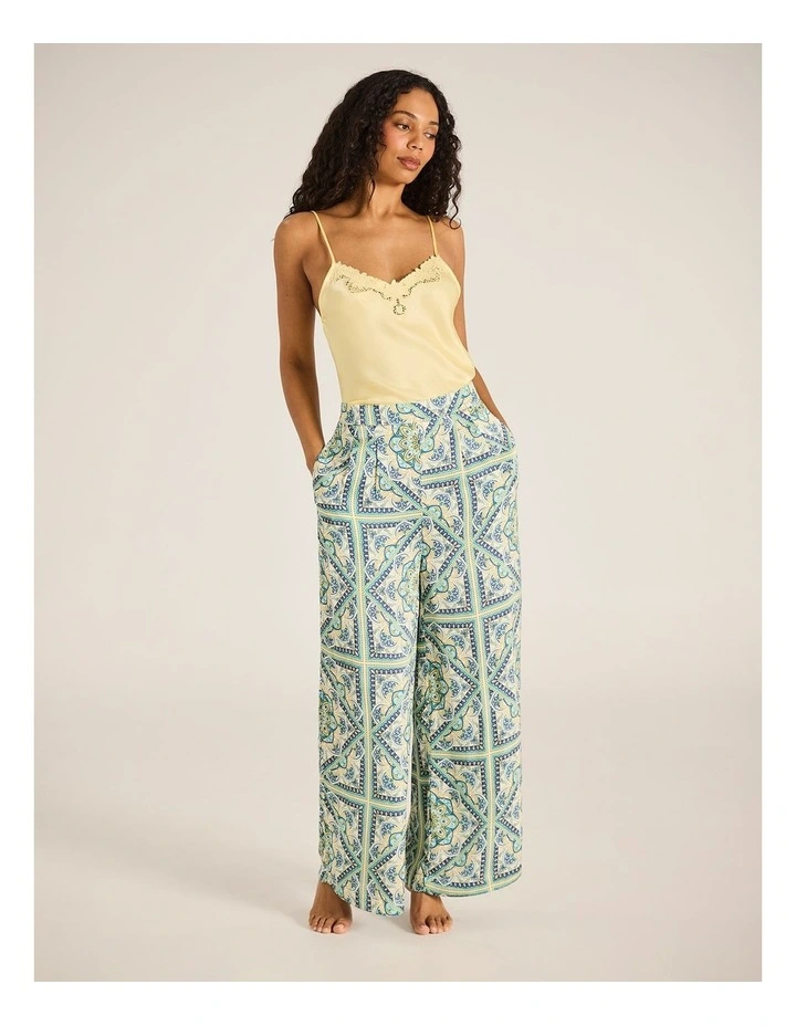 Anara Sonia Pant image 1