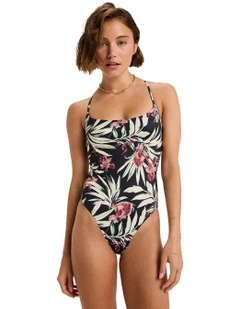 Beach Clessics One Piece Swimsuit in Black