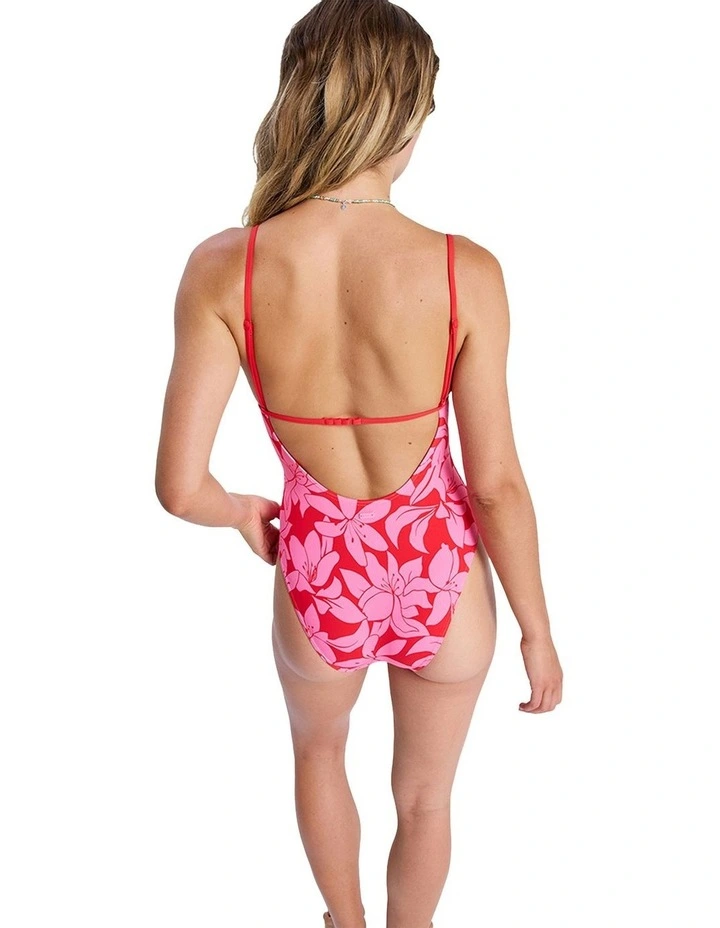 Khloe One Piece Swimsuit in Tomato Klaedio image 2