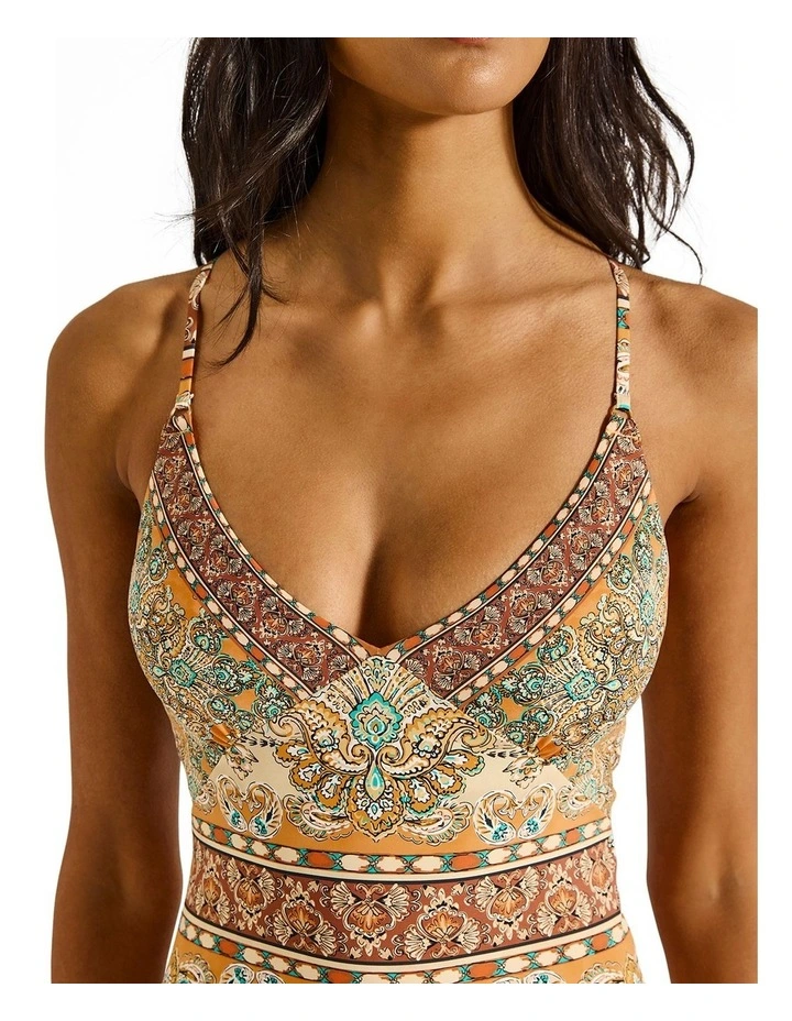 Rashida Hot Elle One Piece image 4