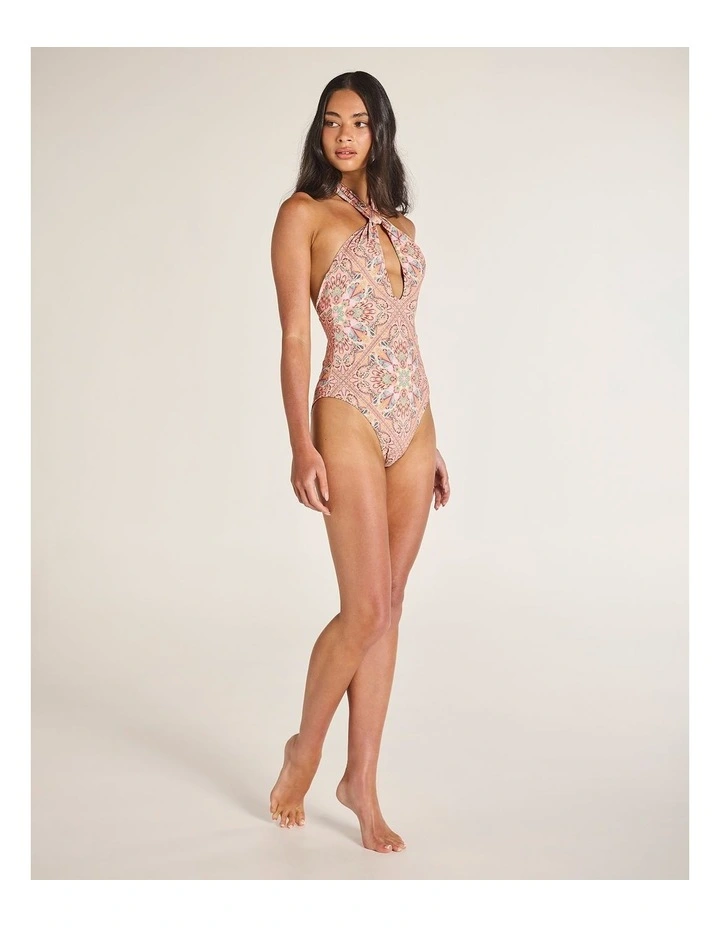 Orosei Salma One Piece image 3