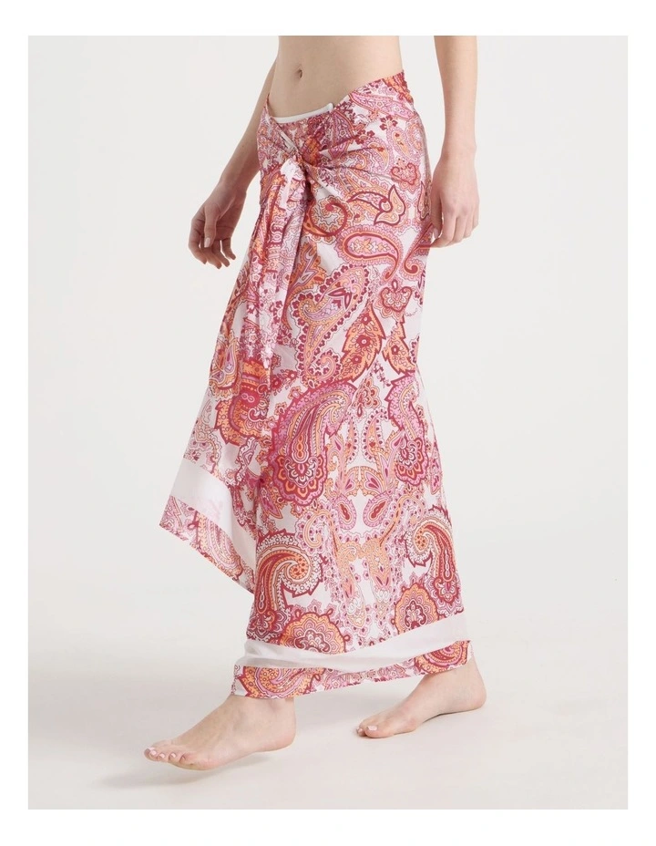 Giselle Sarong in White Paisley image 5