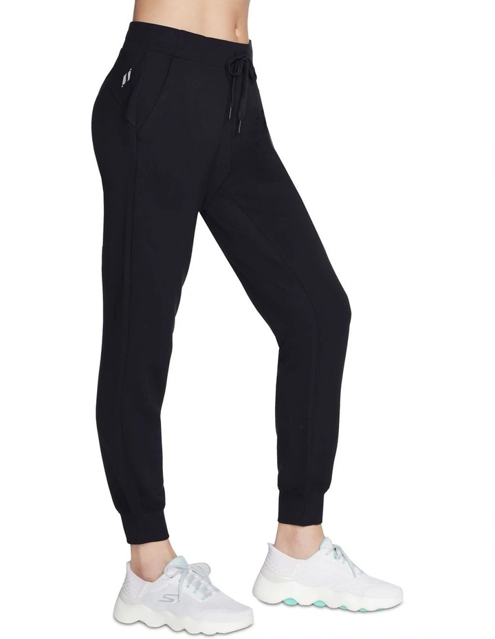 Skechluxe Renew Jogger in Pt79 Blk image 3