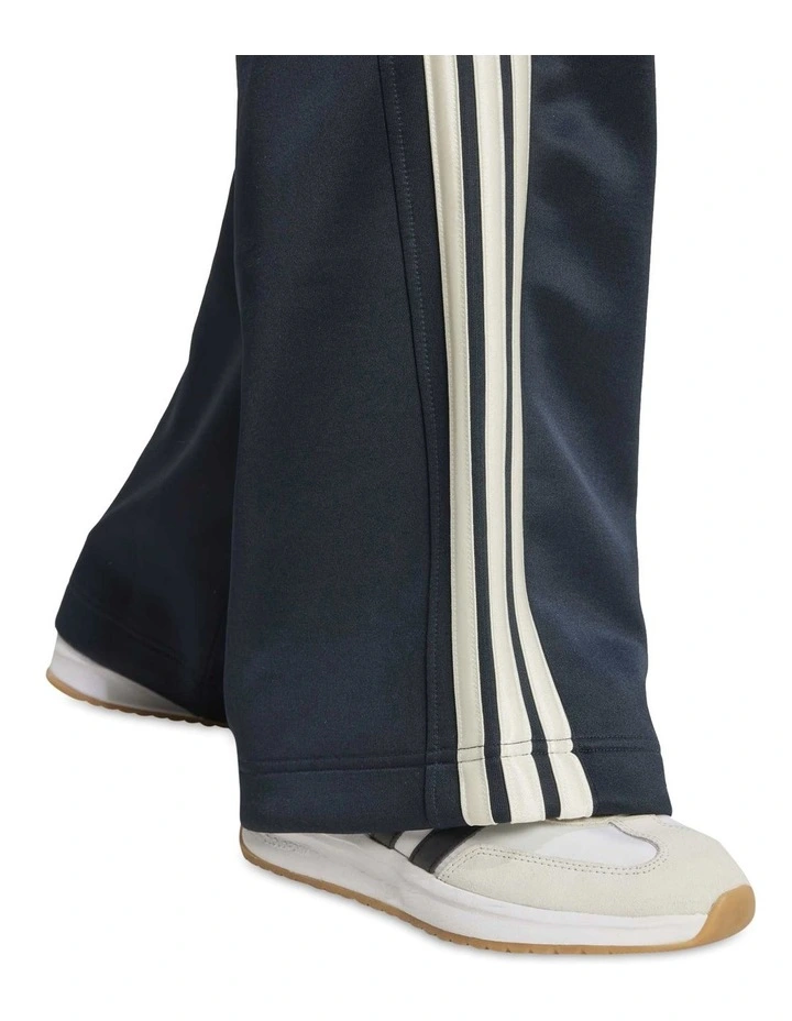 Stadium 3-Stripes Track Tracksuit Bottoms in Blue image 4