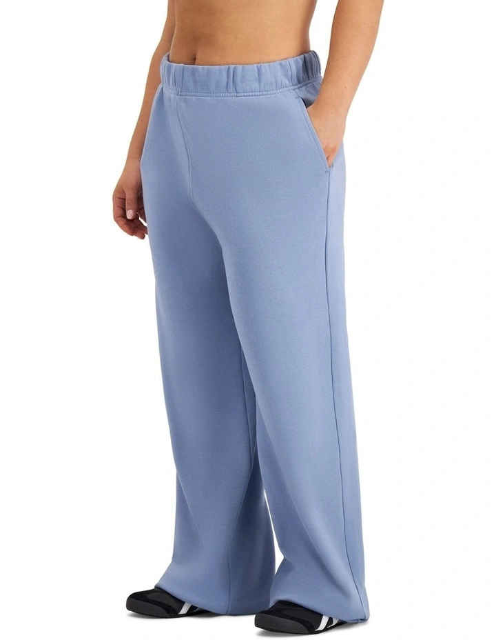 Originals Straight Leg Trackie in Droplet image 2