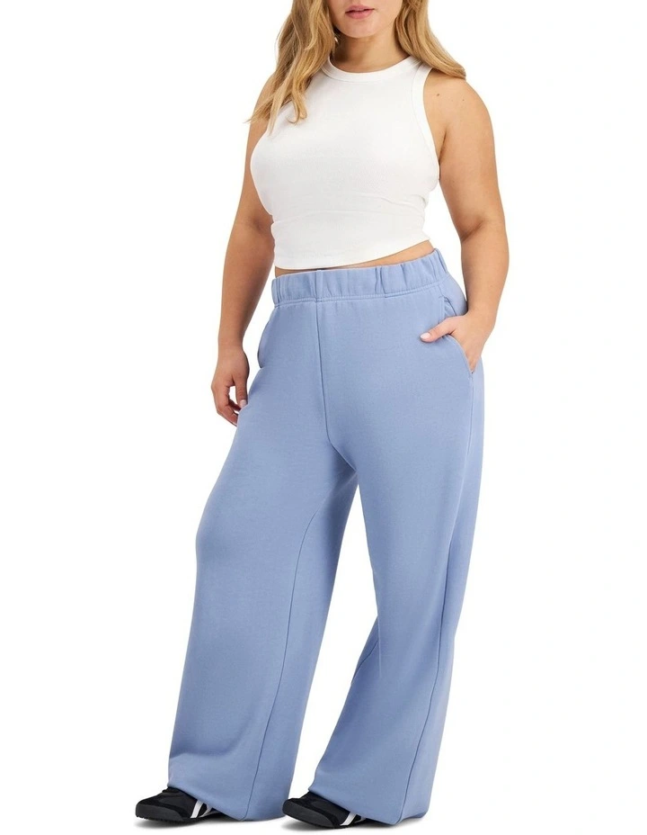 Originals Straight Leg Trackie in Droplet image 4