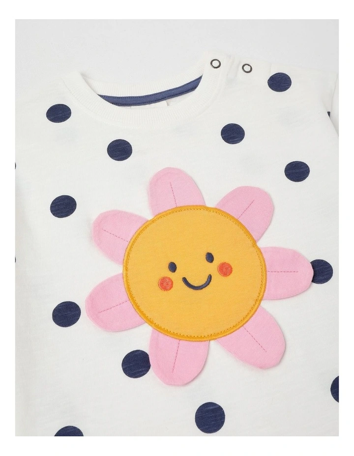 Essentials Cass 3D Daisy Tee in Milk image 2