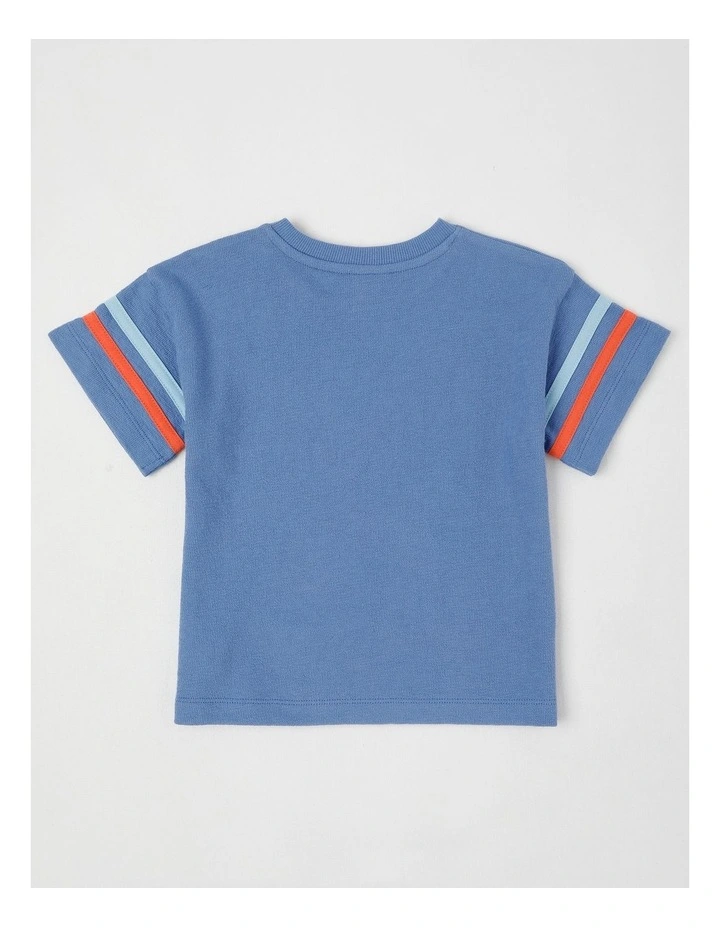 Rio Oversized Tee with Puff Print And Sleeve Stripes image 3