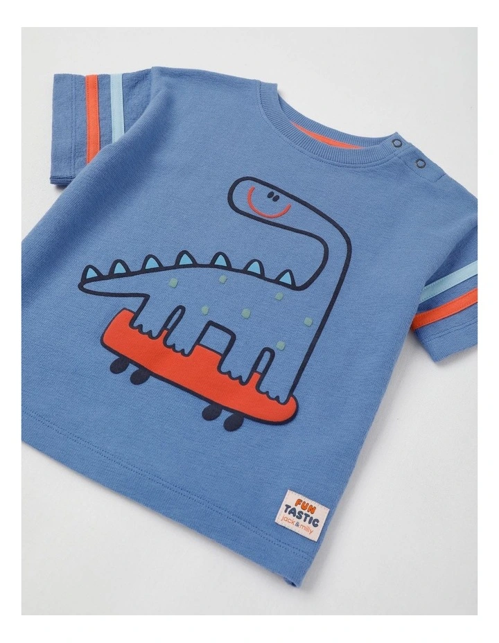 Rio Oversized Tee with Puff Print And Sleeve Stripes image 4