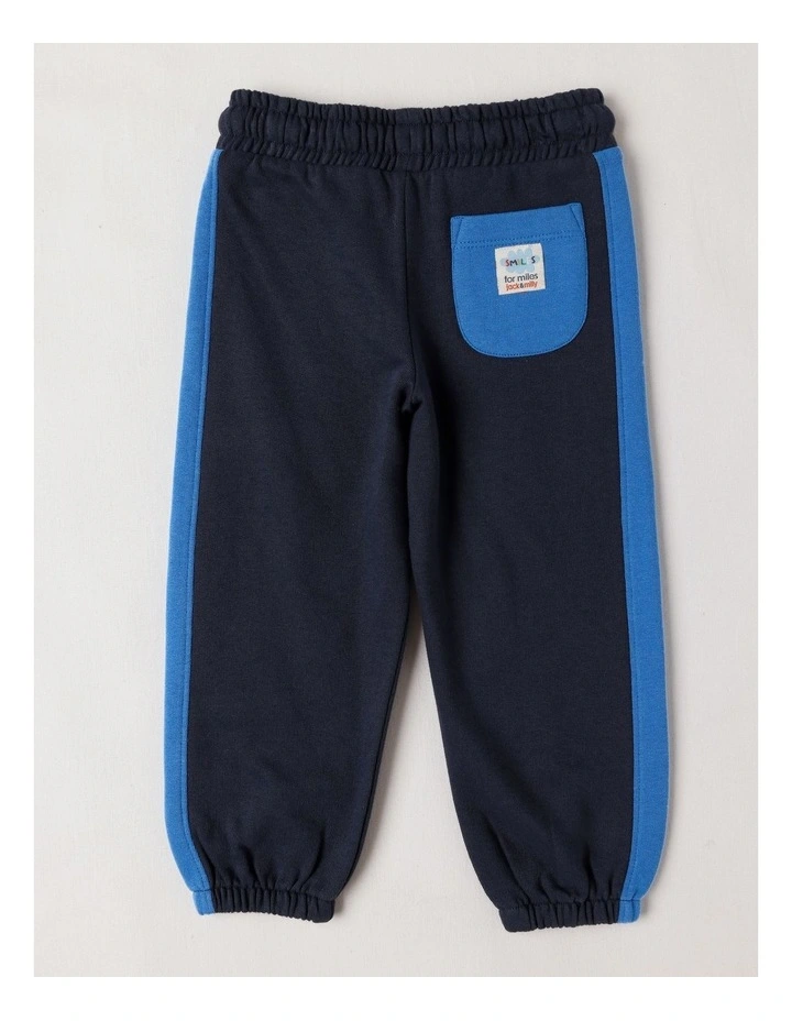 Essentials Willow Trackpants with Smile Boucle in Grey Marle image 3