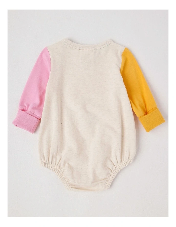 Freddie Newborn Bodysuit with Kitty Cat Boucle in Pink and Oatmeal image 3