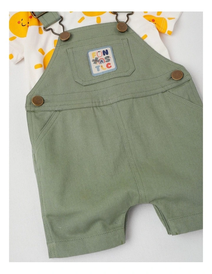Fitzy Denim Overall & Sunny Print Tee Set in Green image 5