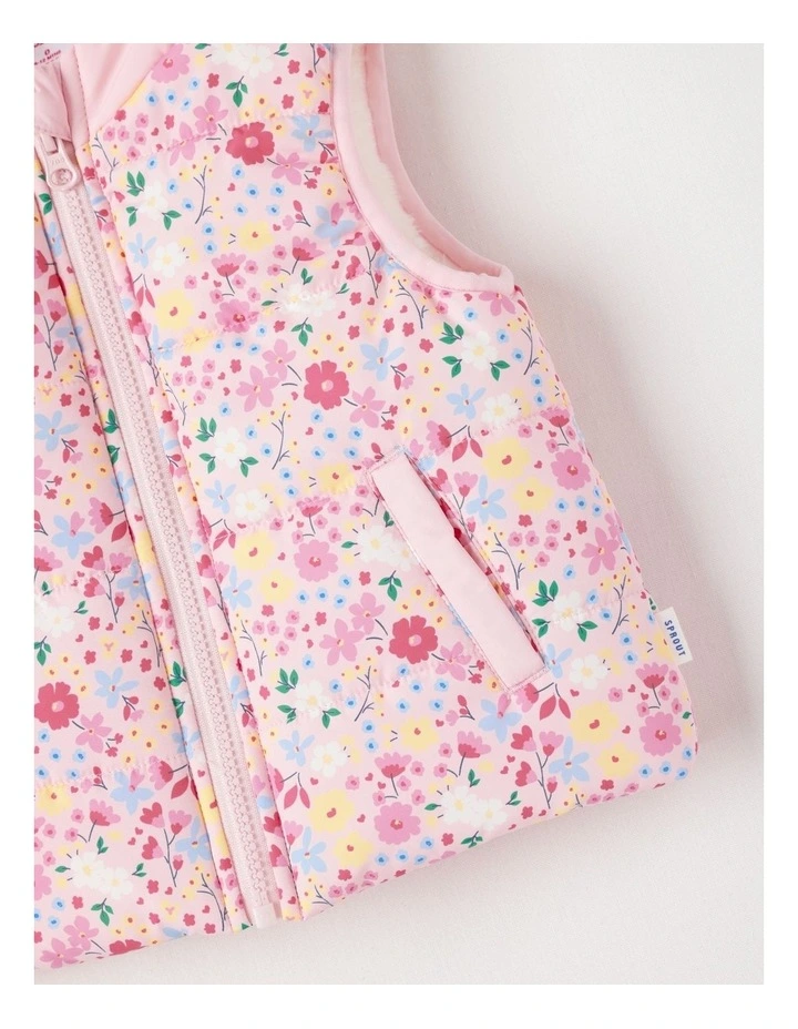 Sherpa Lined Floral Vest in Blush image 5