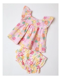 Flutter Sleeve Set in Multi