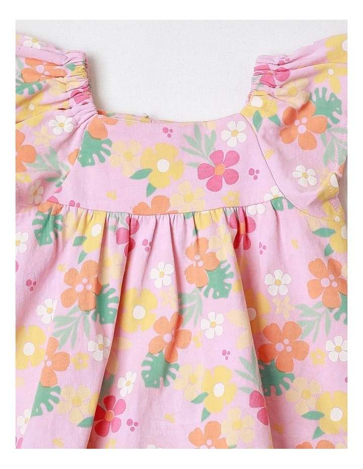 Flutter Sleeve Set in Multi image 2