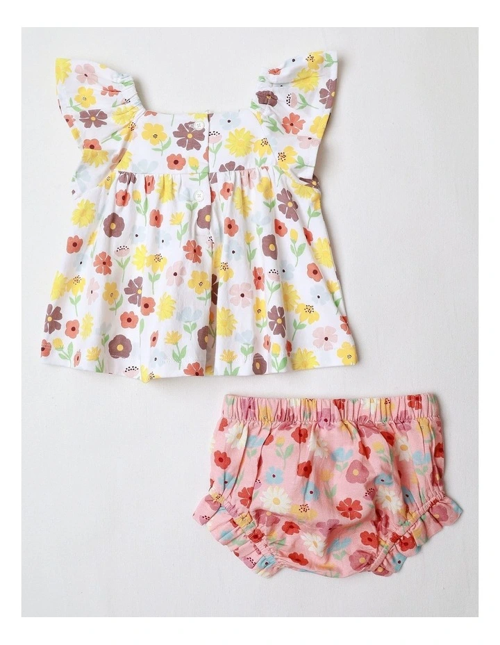 Flutter Sleeve Top Set in Multi image 6