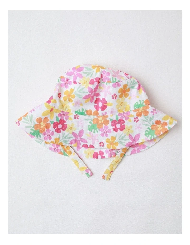 Flower Frill Romper with T-shirt and Hat Set in Multi image 6