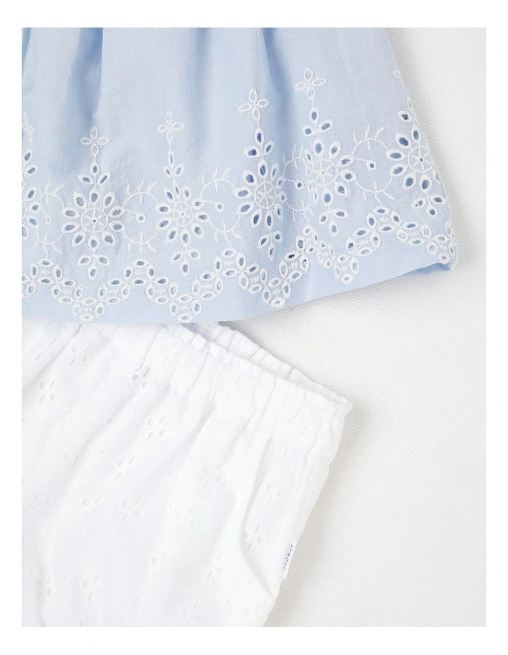 Broderie Set in Pale Blue image 2