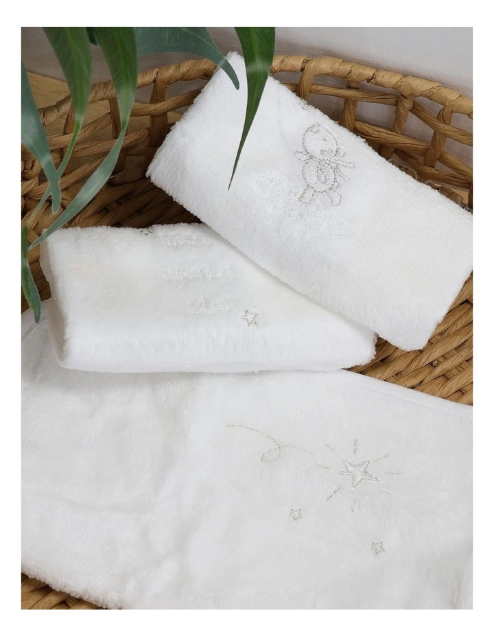 Wish Upon A Star Face Washers 3 Pack in White image 3