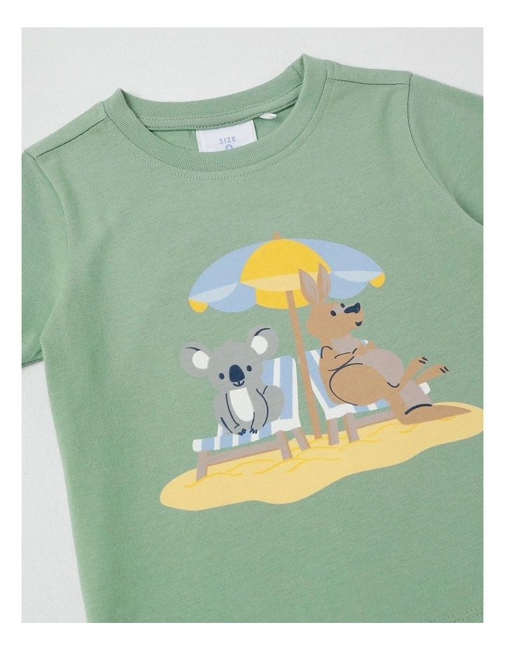 Essentials Australiana Beach T-Shirt in Green image 4
