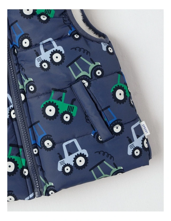 Sherpa Lined Vest in Navy image 5