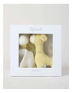Newborn Giraffe Gift Box in Lemon