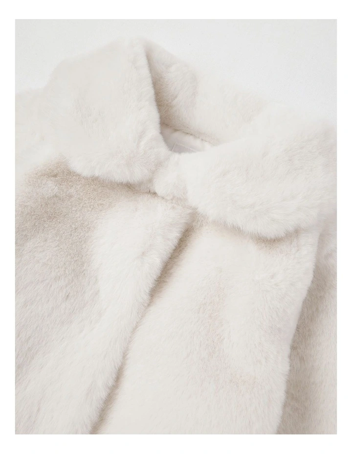 Eva Fur Coat in Vanilla image 2