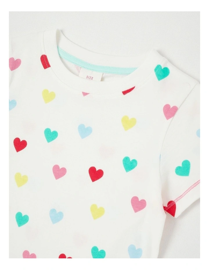 Essentials Short Sleeve Print Tee in Rainbow Hearts/Cream image 2