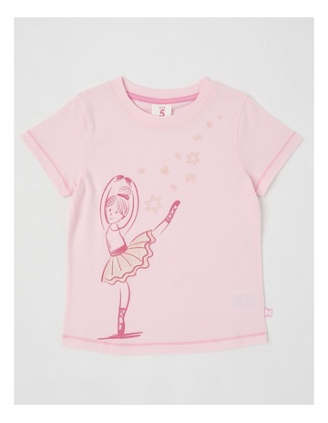 Pink colour