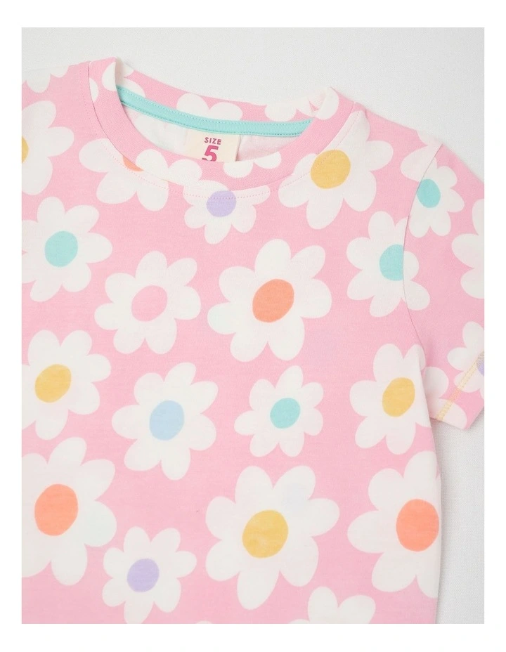 Essentials Short Sleeve Print Tee in Daisies Pink image 2