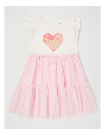 Pink colour
