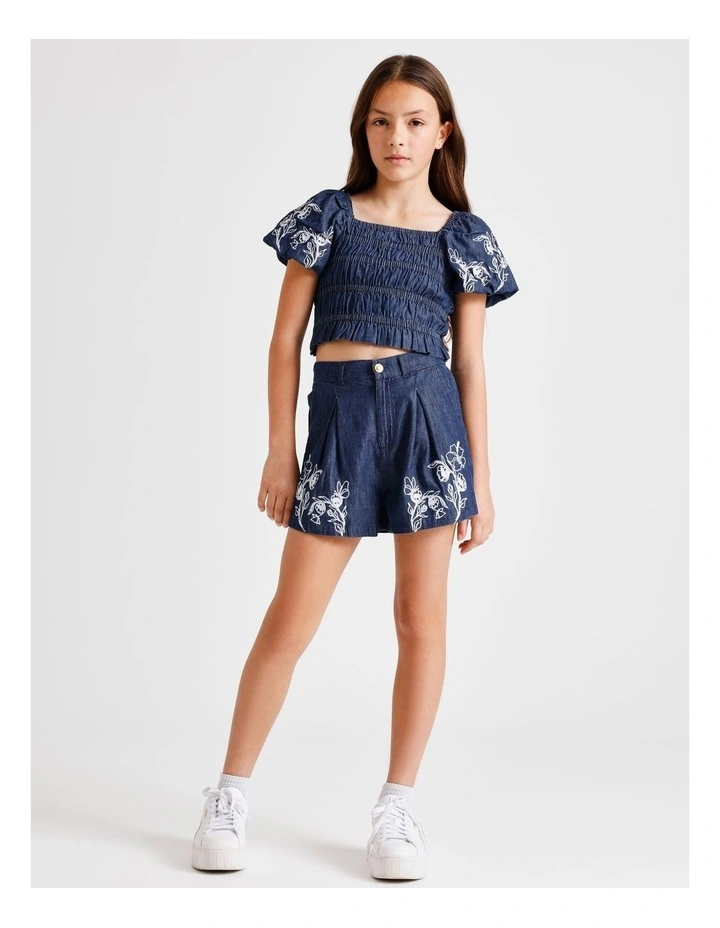 Short Sleeve Chambray Puff Sleeve Top in Indigo image 2