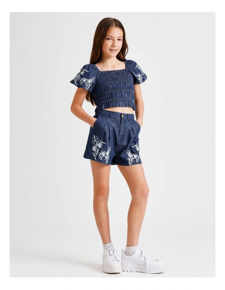 Short Sleeve Chambray Puff Sleeve Top in Indigo image 3