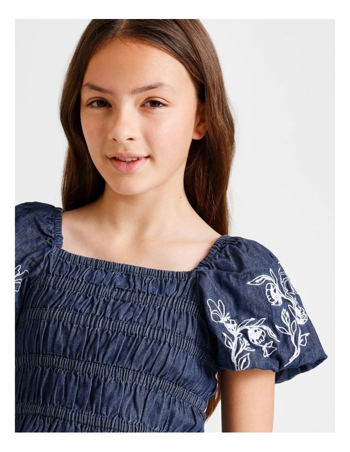 Short Sleeve Chambray Puff Sleeve Top in Indigo image 4
