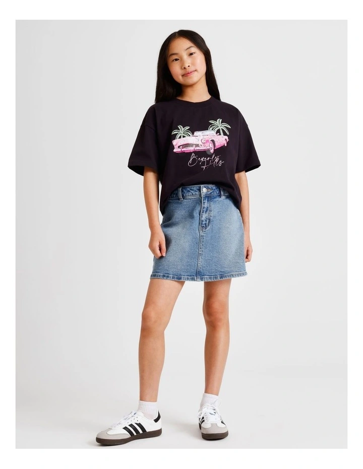 Short Sleeve Slouch Dad Tee in Black image 5
