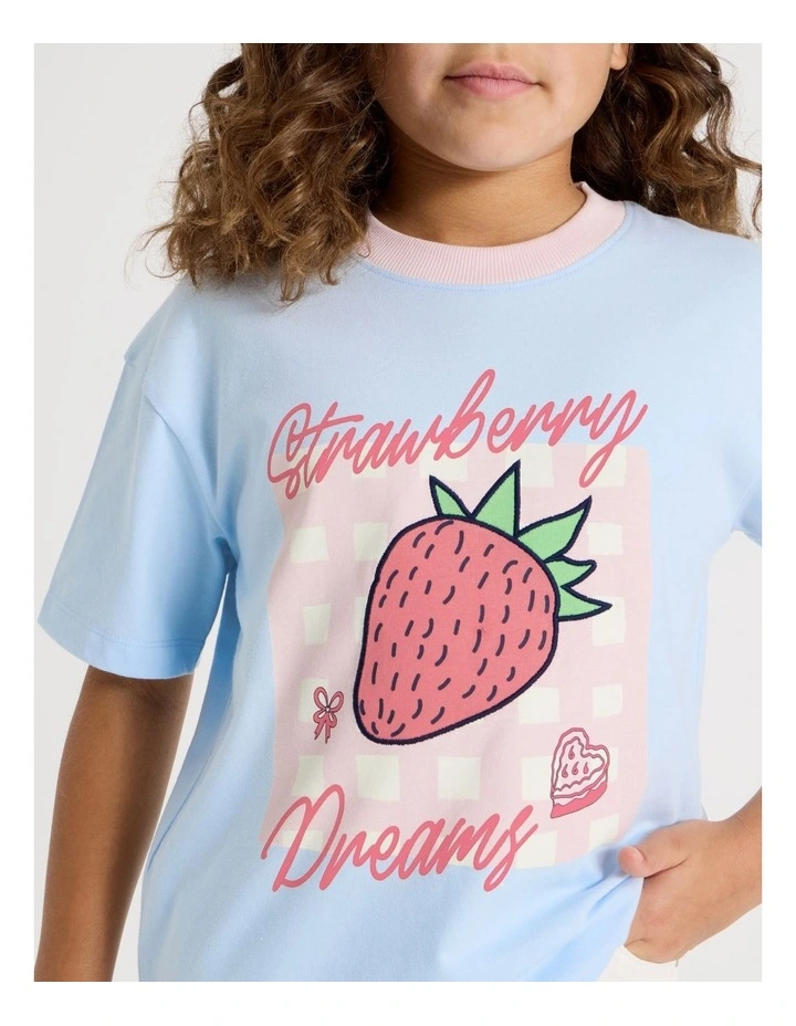 The Edit Oversized Tee in Strawberry Shortcake/ Light Blue image 4