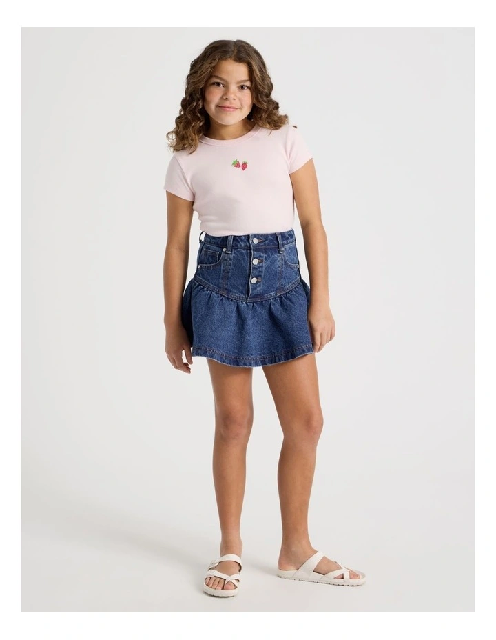 The Edit Rib Tee with Strawberry Embroidery in Light Pink image 4