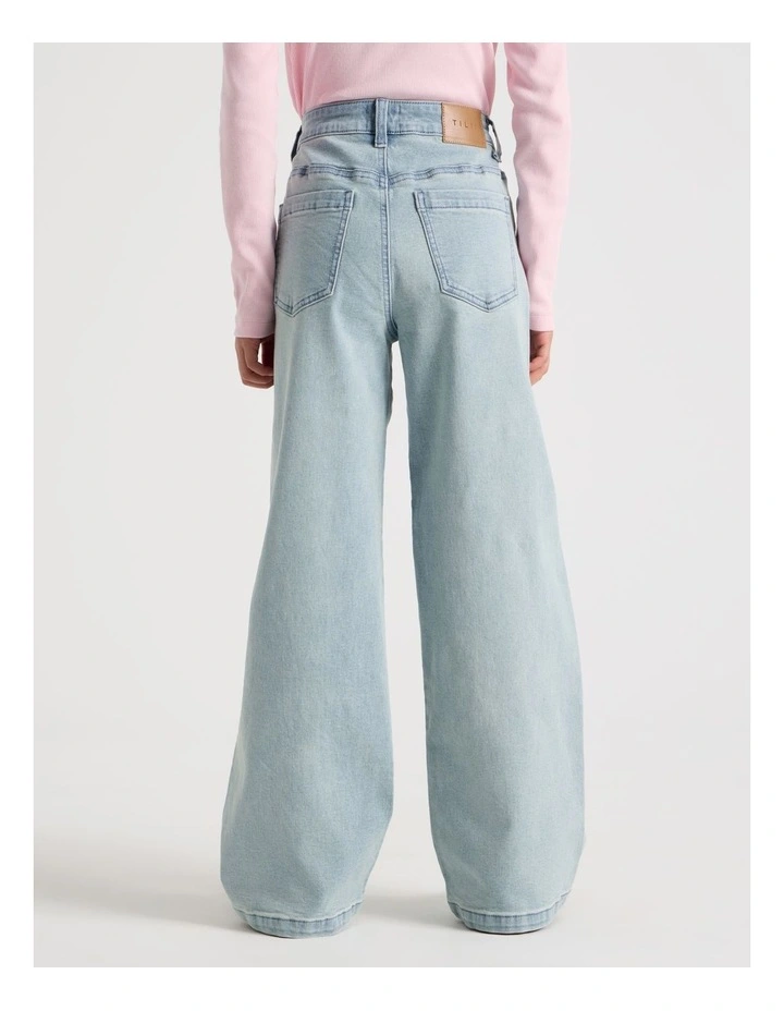 The Edit' Mid Rise Baggy Jean in Light Denim image 5